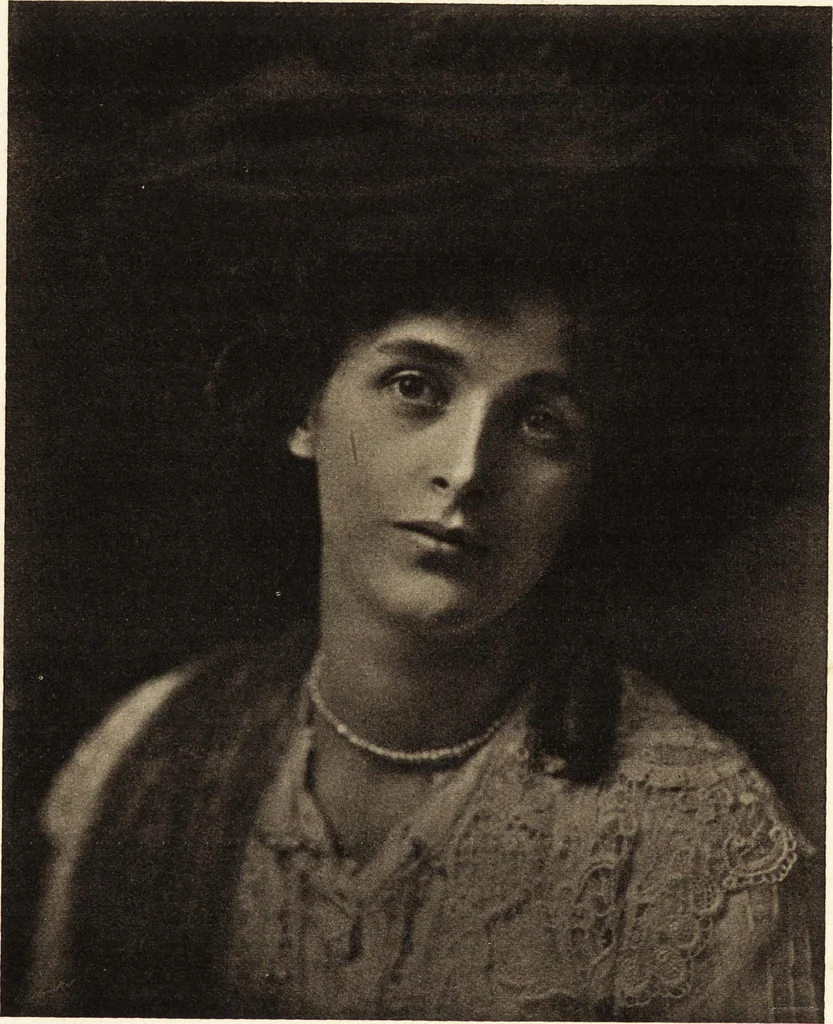 An illustration from Art in photography : with selected examples of European and American work, 1905, leaf 80