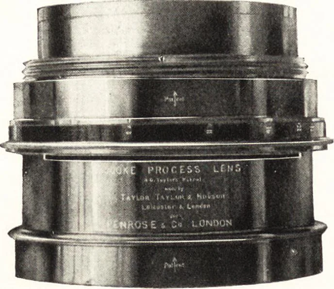 An illustration from Three-colour photography : three-colour printing and the production of photographic pigment pictures in natural colours, 1904, leaf 185