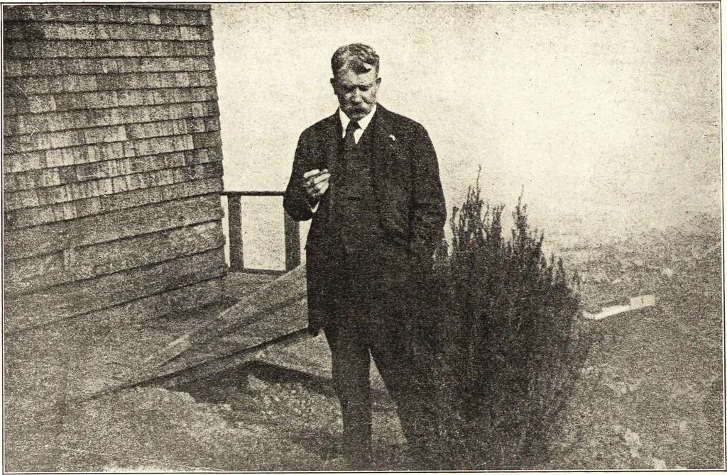 An illustration from Daniel H. Burnham, architect, planner of cities, 1921, leaf 380