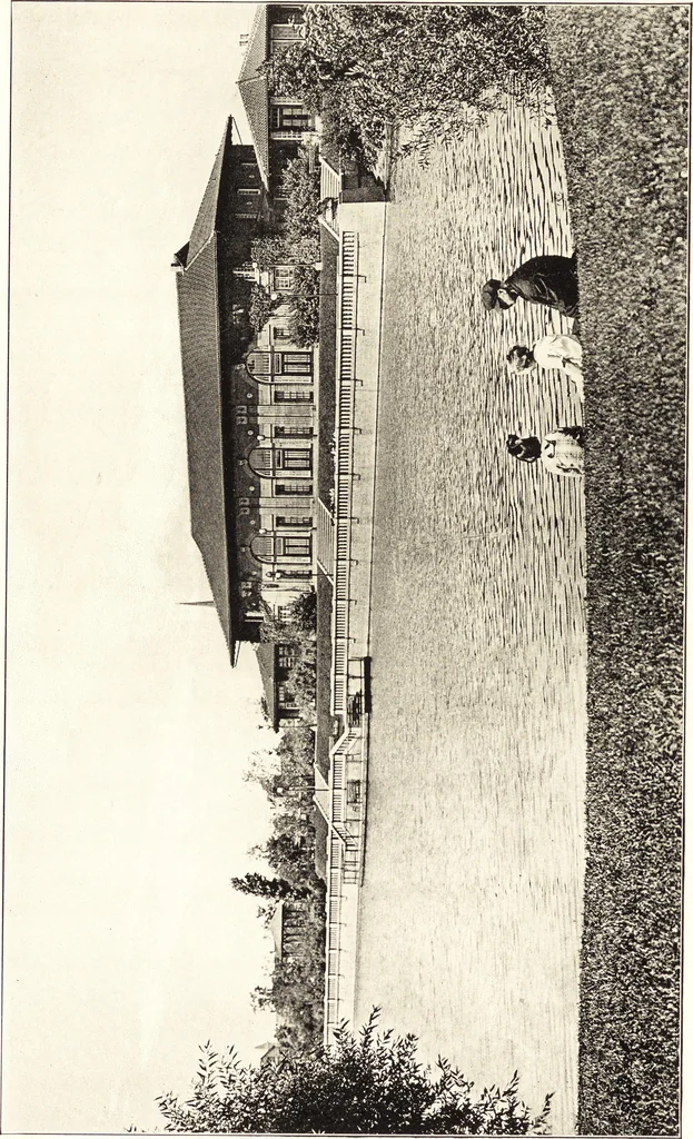 An illustration from Daniel H. Burnham, architect, planner of cities, 1921, leaf 236