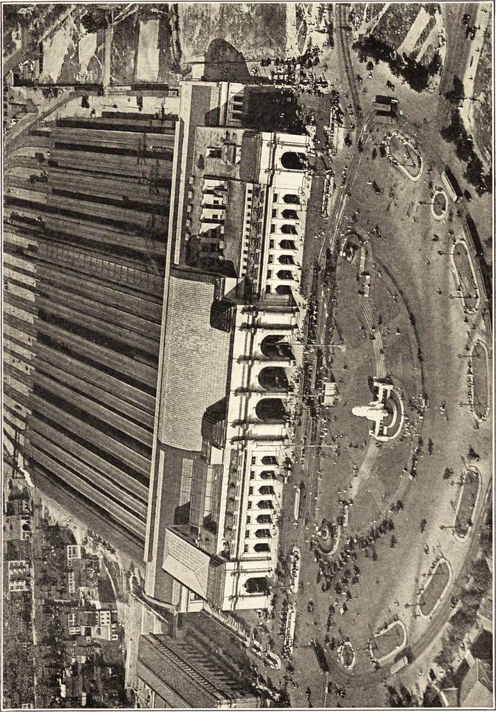 An illustration from Daniel H. Burnham, architect, planner of cities, 1921, leaf 64