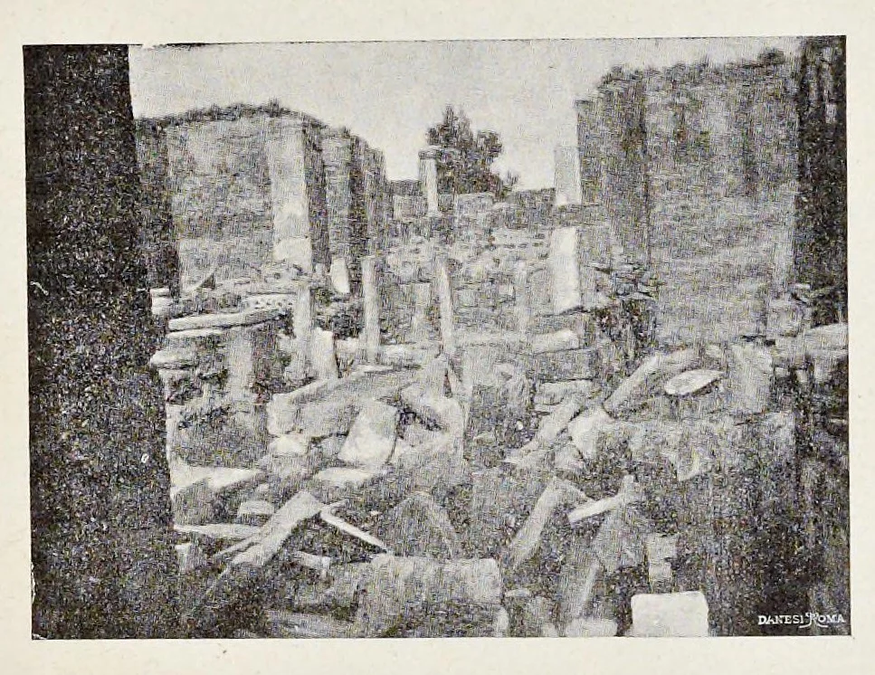 An illustration from Nuovo bullettino di archeologia cristiana, 1895, leaf 318