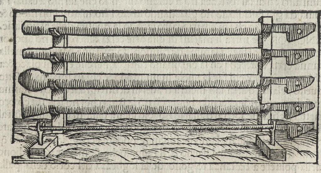 An illustration from Pirotechnia, li diece libri della pirotechnia : nelliquali si tratta non solo la diuersita delle minere, ma ancho quanto si ricerca alla prattica di effe : e di quanto s'appartiene all'arte della fusione ouer getto de metalli, e d'ogni altra cosa a questa somigliante, 1550, leaf 189
