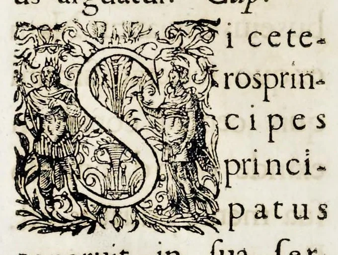 An illustration from Henrici Günteri Thülemarii ... Tractatio de Bulla Aurea, argentea, plumbea et cerea in genere, nec non in specie : de Aurea bulla Caroli IV imperatoris : Accedunt I. Textus Aureae bullae Caroli IV imper. anno 1356 Norimbergae & Metis sancitae ex autographo francofurtano fideliter descriptus. II. Copia MSti Aureae bullae Carolinae, quod in augustissima Bibliotheca vindobenensi invenitur ... III. & IV. Copiae duarum versionum germanicarum Aureae istius bullae, quae in dicta augustissima Bibliotheca caesarea & Curia francofurtana custodiuntur. V. Aurea bulla Andronici imperatoris constantinopolitani cum notis & addit. VI. Aurea bulla brabantina cum commentar. VII. Capitulatio Maximiliani II imperatoris ex originali, quod in serenissimi electoris palatini archivo adservatur, integra edita, 1697, leaf 211