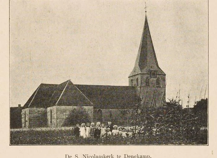 An illustration from De Katholieke kerken in Nederland : dat is de tegenwoordige staat dier kerken met hunne meubeling en versiering beschreven en afgebeeld, 1906, leaf 48