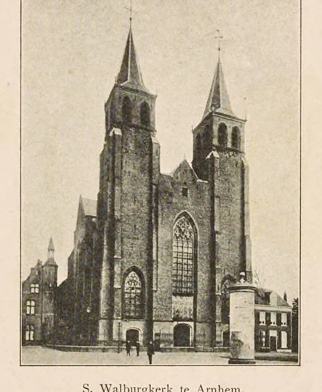 An illustration from De Katholieke kerken in Nederland : dat is de tegenwoordige staat dier kerken met hunne meubeling en versiering beschreven en afgebeeld, 1906, leaf 81