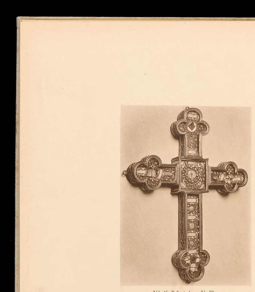 An illustration from Der Bamberger Domschatz, 1914, leaf 57