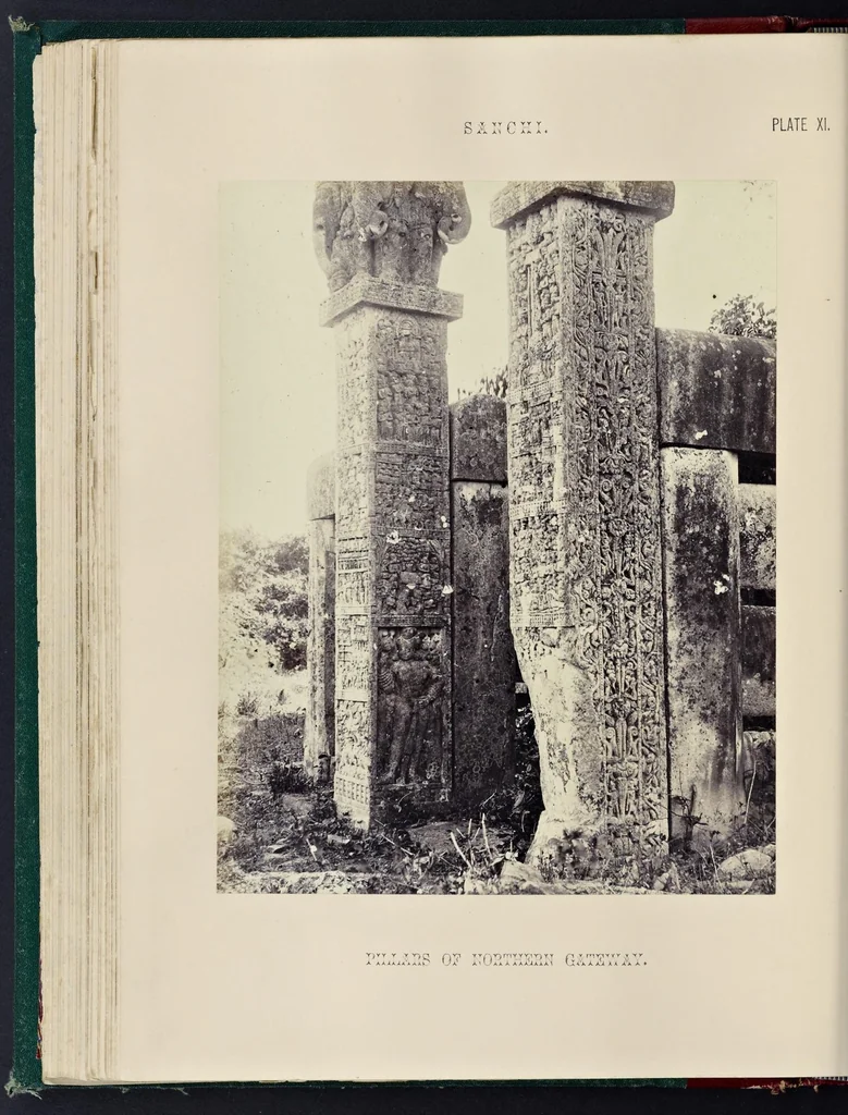 An illustration from Tree and serpent worship, or, Illustrations of mythology and art in India in the first and fourth centuries after Christ : from the sculptures of the Buddhist topes at Sanchi and Amravati, 1868, leaf 147