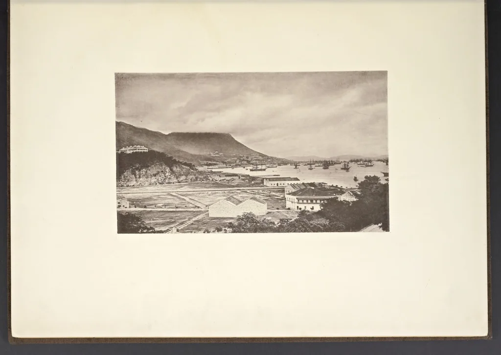 An illustration from Illustrations of China and its people : a series of two hundred photographs, with letterpress descriptive of the places and people represented., 1873, leaf 18