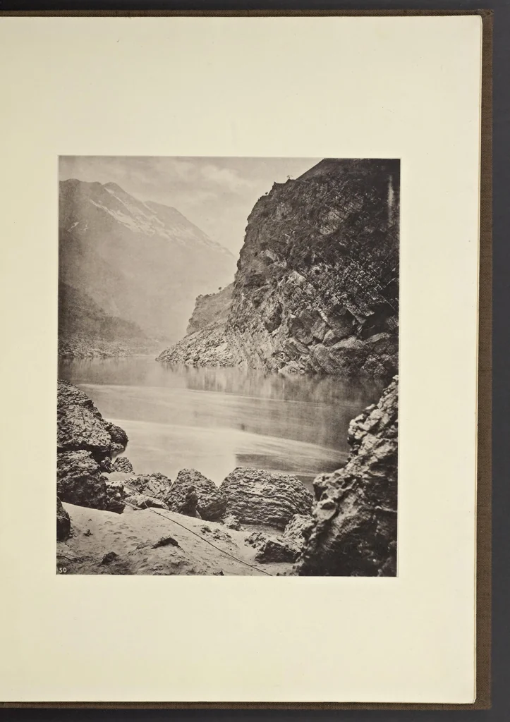 An illustration from Illustrations of China and its people : a series of two hundred photographs, with letterpress descriptive of the places and people represented., 1873, leaf 140