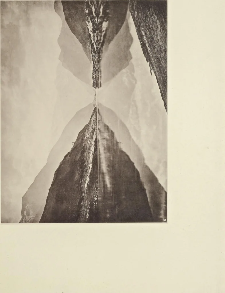 An illustration from Illustrations of China and its people : a series of two hundred photographs, with letterpress descriptive of the places and people represented., 1873, leaf 144