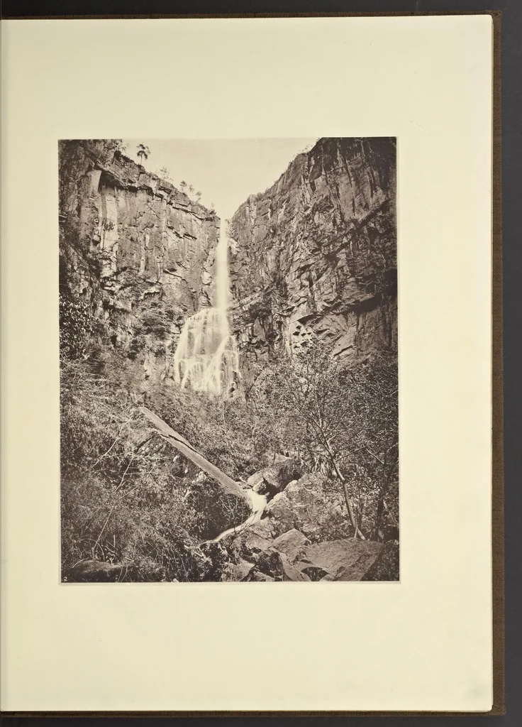 An illustration from Illustrations of China and its people : a series of two hundred photographs, with letterpress descriptive of the places and people represented., 1873, leaf 16