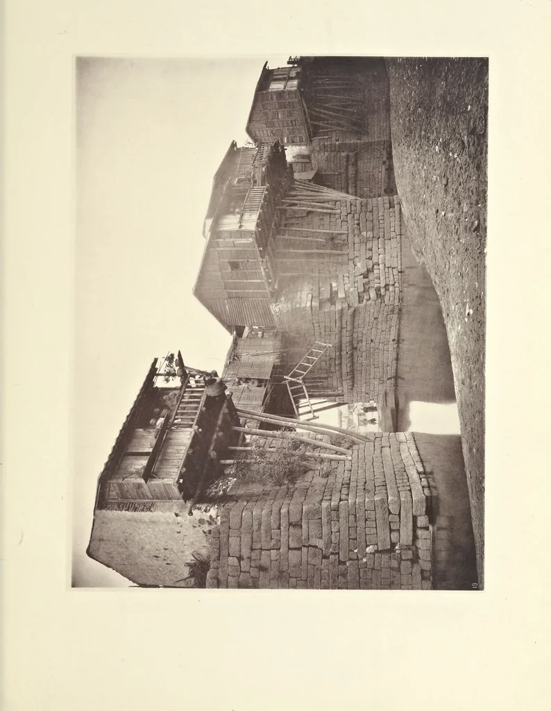 An illustration from Illustrations of China and its people : a series of two hundred photographs, with letterpress descriptive of the places and people represented., 1873, leaf 52