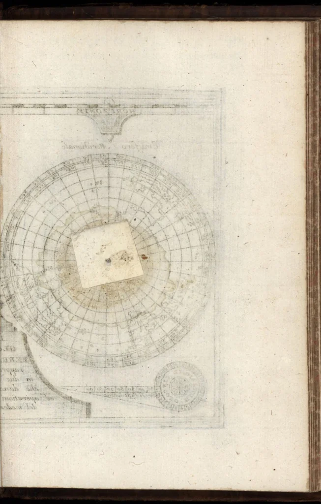 An illustration from Epitome cosmografica, o, Compendiosa introduttione all' astronomia, geografia & idrografia : per l'uso, dilucidatione, e fabbrica delle sfere, globi, planisferi, astrolabi, e tavole geografiche, e particolarmente degli stampati, e spiegati nelle publiche lettioni, 1693, leaf 514