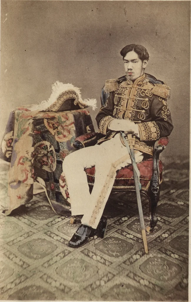 An illustration from Labor and porcelain in Japan, 1882, leaf 8