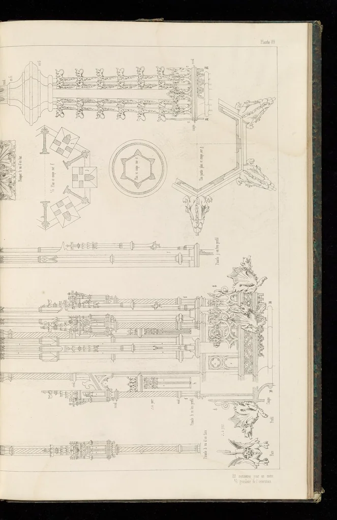 An illustration from Orfévrerie et ouvrages en métal du moyen-âge, mésurés et dessinés d'après les anciens modèles, 1852, leaf 216