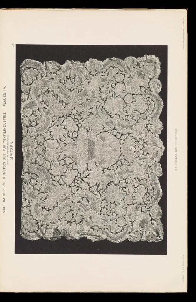 An illustration from Spitzen aus dem Museum der Königl Industrieschule zu Plauen i. V, 1903, leaf 86