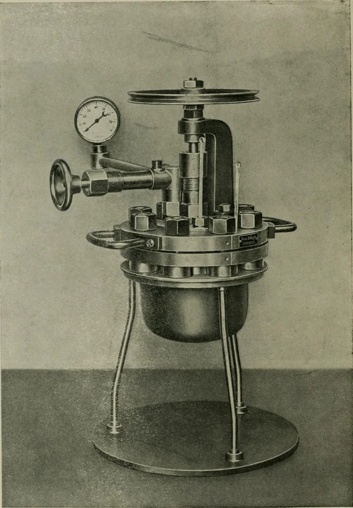 An illustration from Grundlegende operationen der farbenchemie, 1920, leaf 5