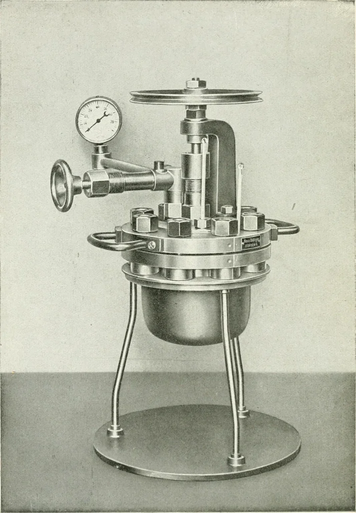 An illustration from Grundlegende Operationen der Farbenchemie, 1920, leaf 4