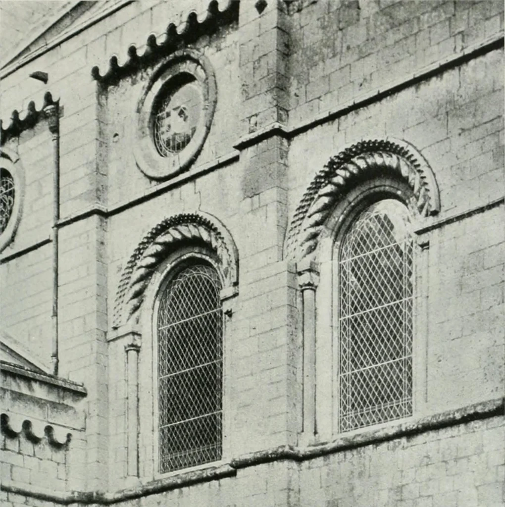 An illustration from A guide to English Gothic architecture, illustrated by numerous drawings and photographs, 1922, leaf 149