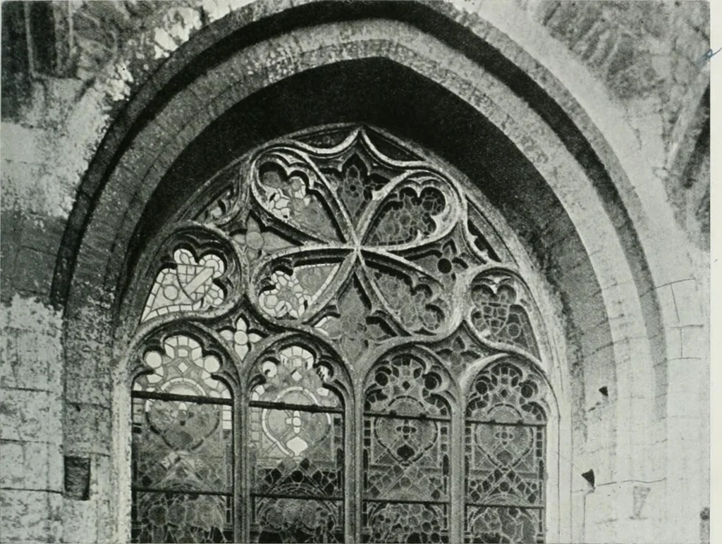 An illustration from A guide to English Gothic architecture, illustrated by numerous drawings and photographs, 1922, leaf 167