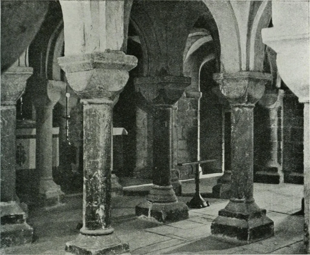 An illustration from A guide to English Gothic architecture, illustrated by numerous drawings and photographs, 1922, leaf 173