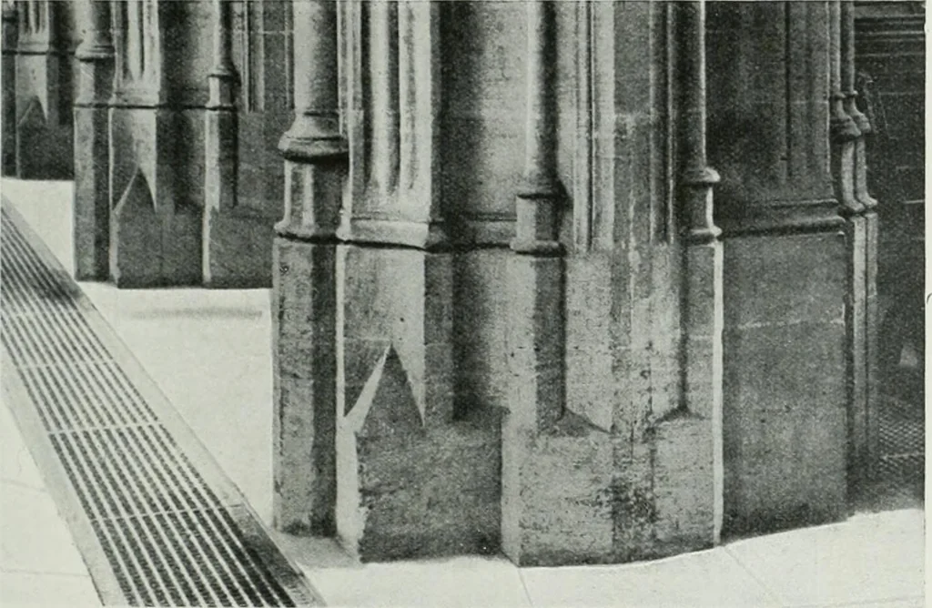 An illustration from A guide to English Gothic architecture, illustrated by numerous drawings and photographs, 1922, leaf 179