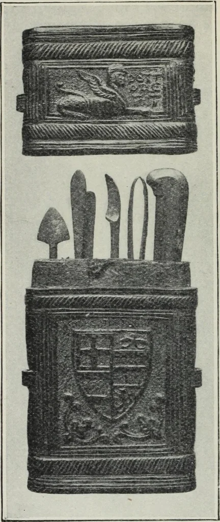 An illustration from A guide to the Mediaeval Room and to the specimens of mediaeval and later times in the gold ornament room : with fourteen plates and a hundred and ninety-four illustrations, 1907, leaf 131