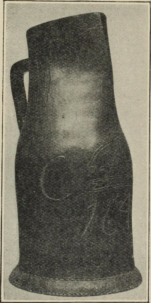 An illustration from A guide to the Mediaeval Room and to the specimens of mediaeval and later times in the gold ornament room : with fourteen plates and a hundred and ninety-four illustrations, 1907, leaf 220