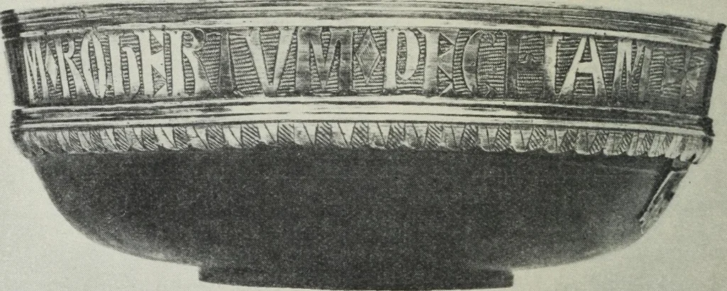 An illustration from A guide to the Mediaeval Room and to the specimens of mediaeval and later times in the gold ornament room : with fourteen plates and a hundred and ninety-four illustrations, 1907, leaf 237