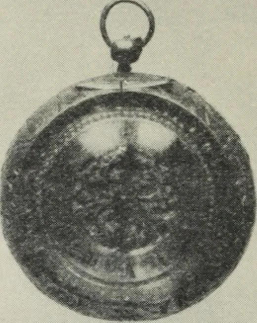 An illustration from A guide to the Mediaeval Room and to the specimens of mediaeval and later times in the gold ornament room : with fourteen plates and a hundred and ninety-four illustrations, 1907, leaf 33
