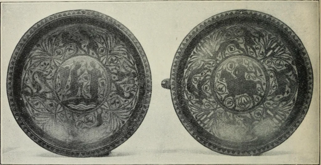 An illustration from A guide to the Mediaeval Room and to the specimens of mediaeval and later times in the gold ornament room : with fourteen plates and a hundred and ninety-four illustrations, 1907, leaf 37