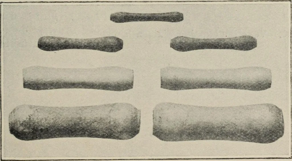 An illustration from A guide to the Mediaeval Room and to the specimens of mediaeval and later times in the gold ornament room : with fourteen plates and a hundred and ninety-four illustrations, 1907, leaf 54