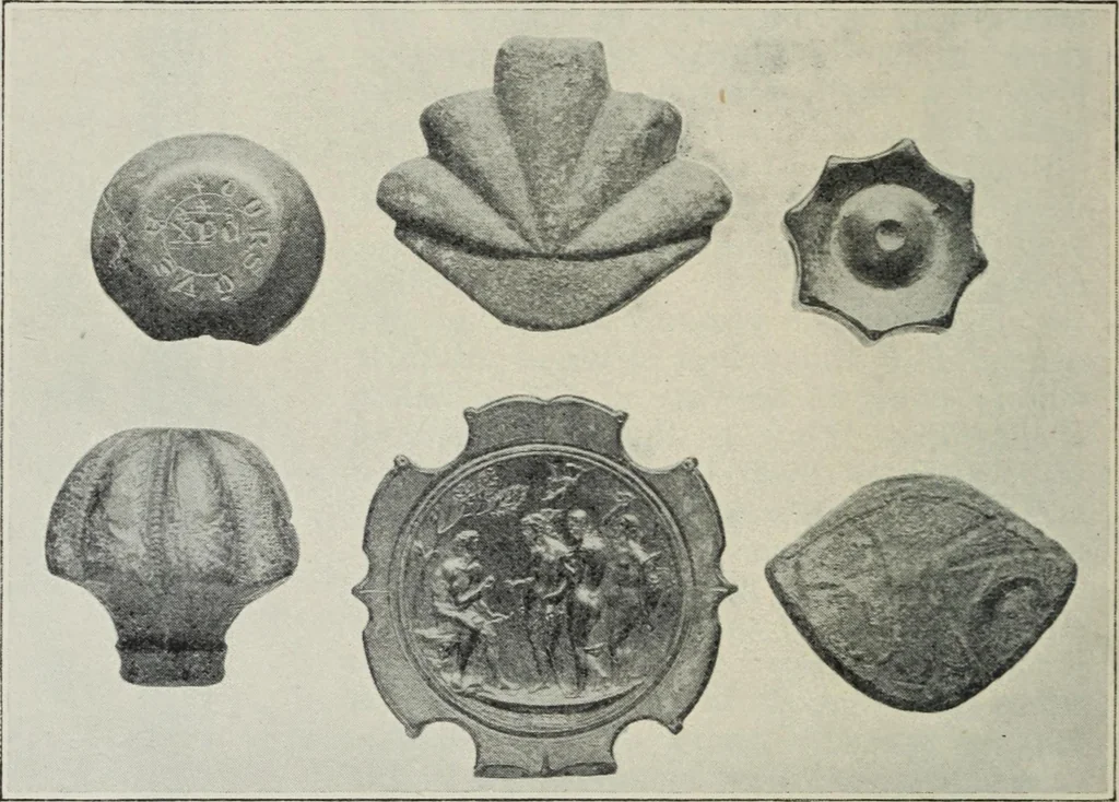An illustration from A guide to the Mediaeval Room and to the specimens of mediaeval and later times in the gold ornament room : with fourteen plates and a hundred and ninety-four illustrations, 1907, leaf 85