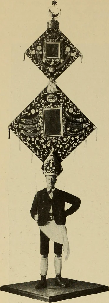 An illustration from Guter und schlechter Geschmack im Kunstgewerbe, 1912, leaf 301