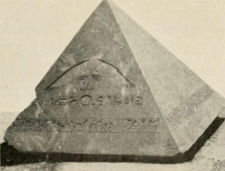 An illustration from Égypte, 1912, leaf 119