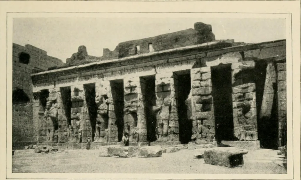An illustration from Égypte, 1912, leaf 144