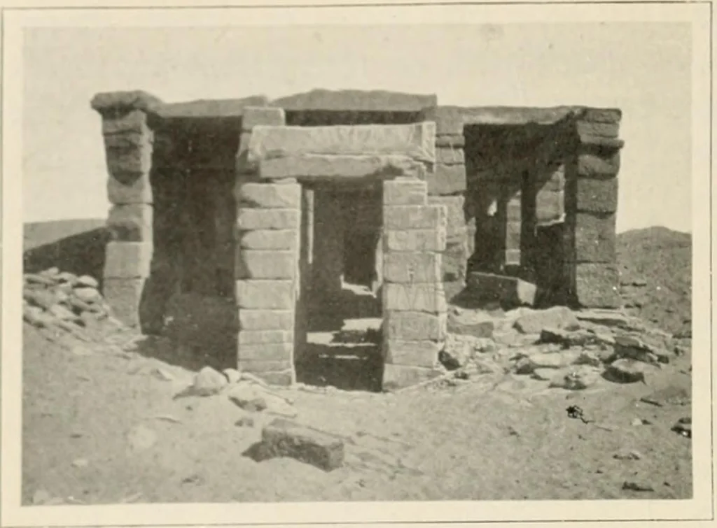 An illustration from Égypte, 1912, leaf 151
