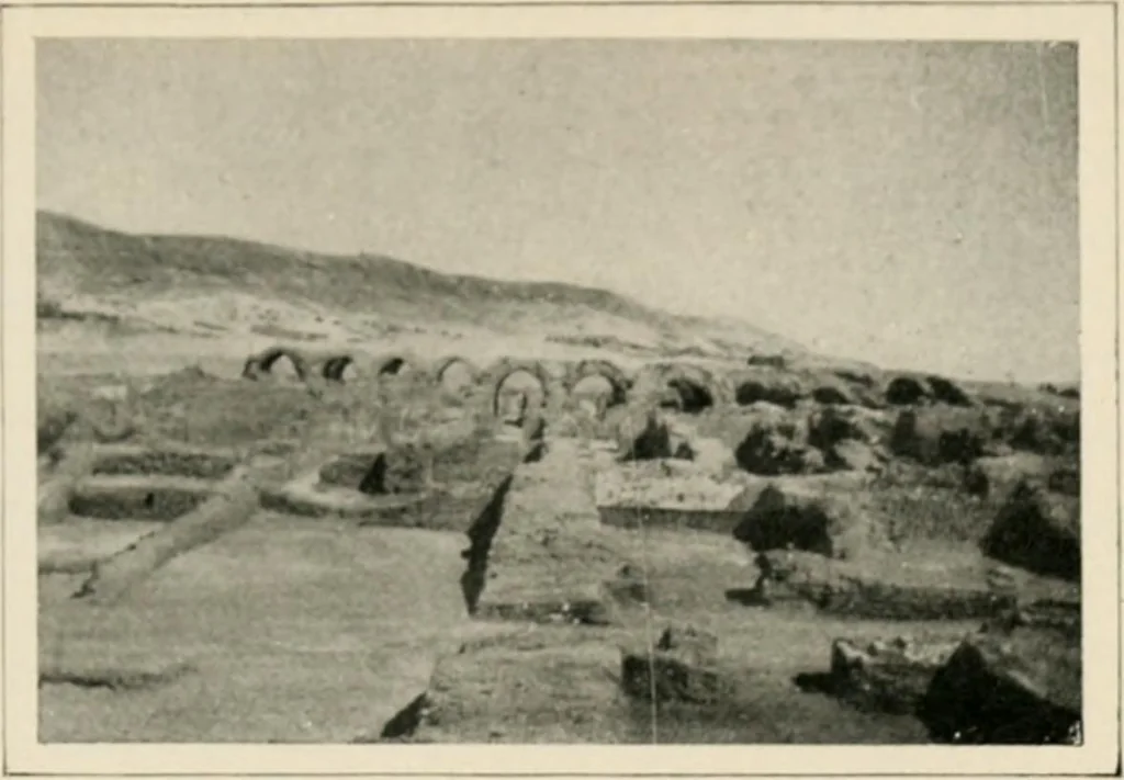 An illustration from Égypte, 1912, leaf 164