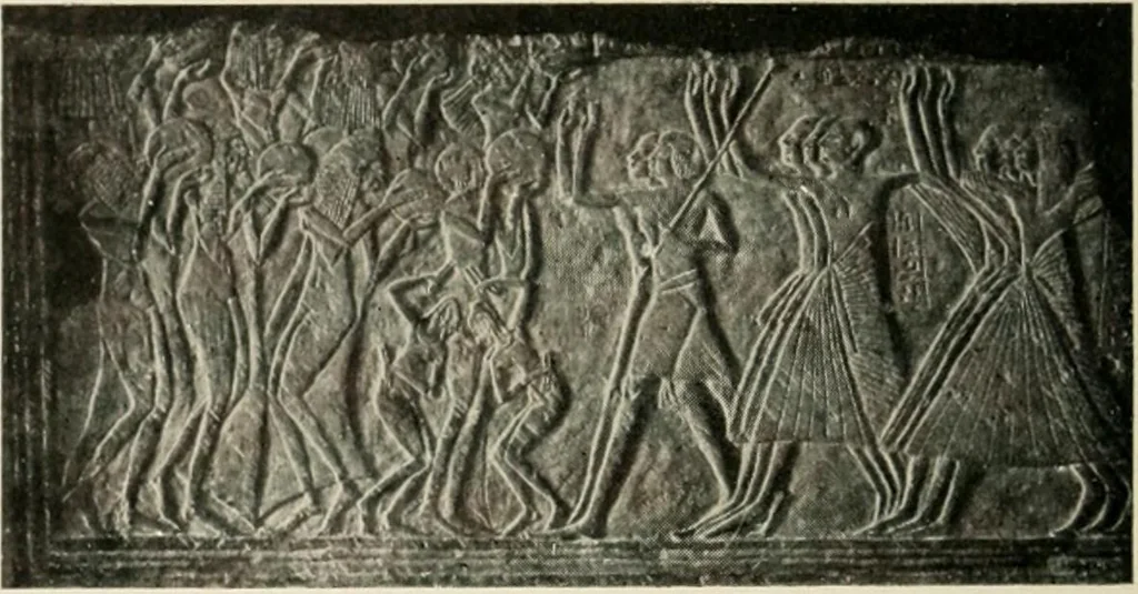 An illustration from Égypte, 1912, leaf 215