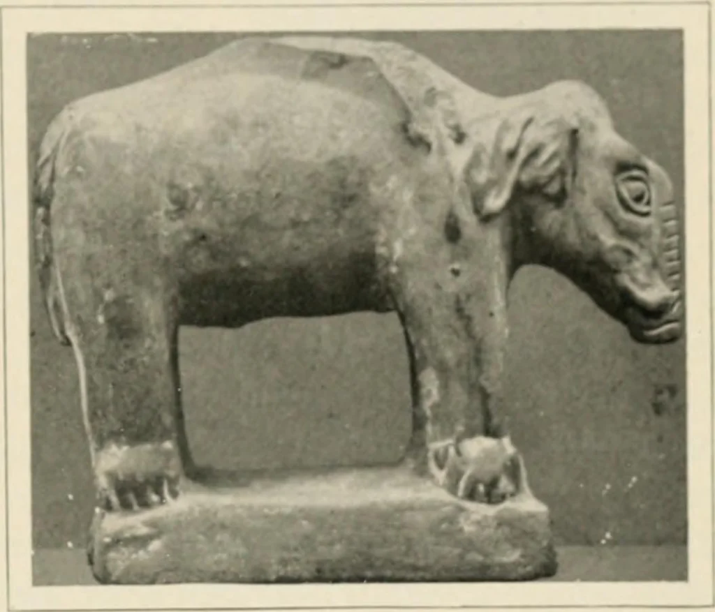 An illustration from Égypte, 1912, leaf 312