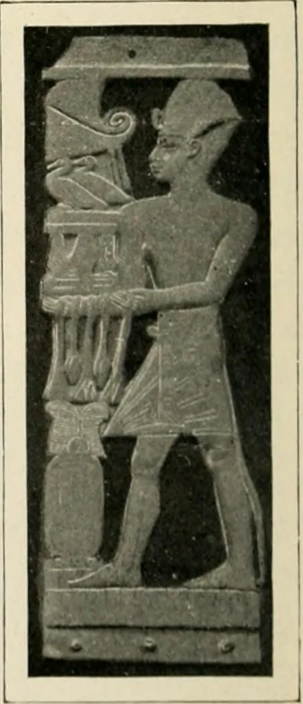 An illustration from Égypte, 1912, leaf 317