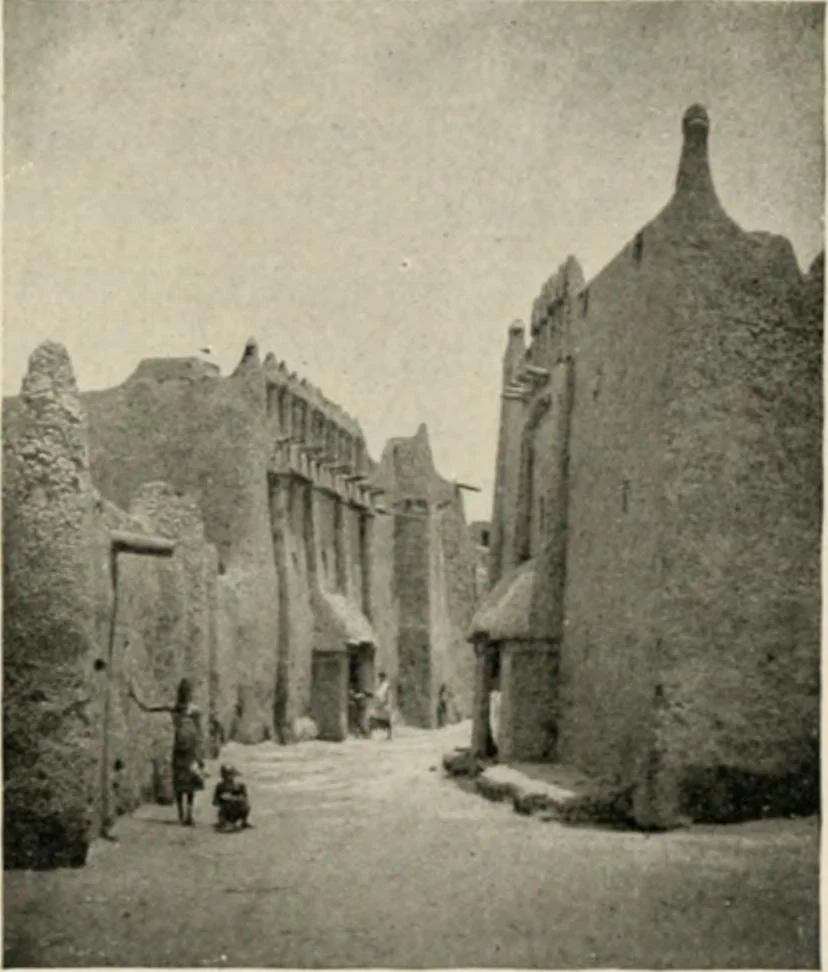An illustration from Égypte, 1912, leaf 44