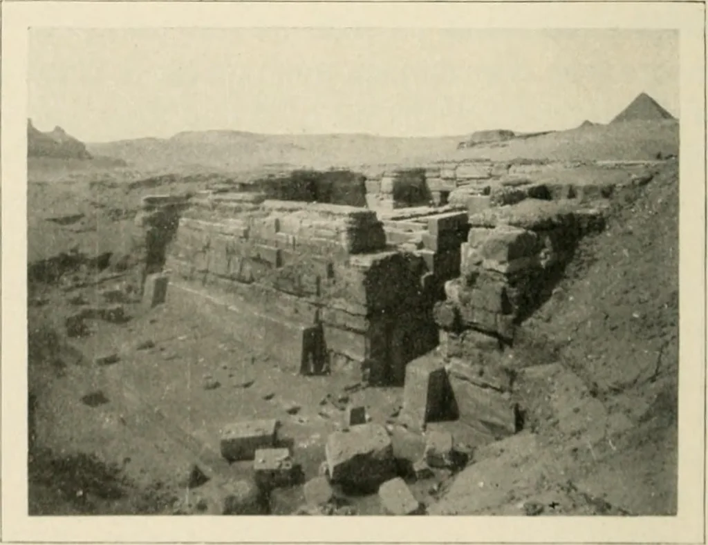 An illustration from Égypte, 1912, leaf 67