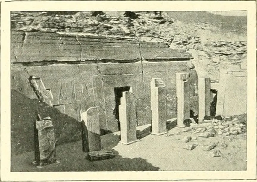 An illustration from Égypte, 1911, leaf 120