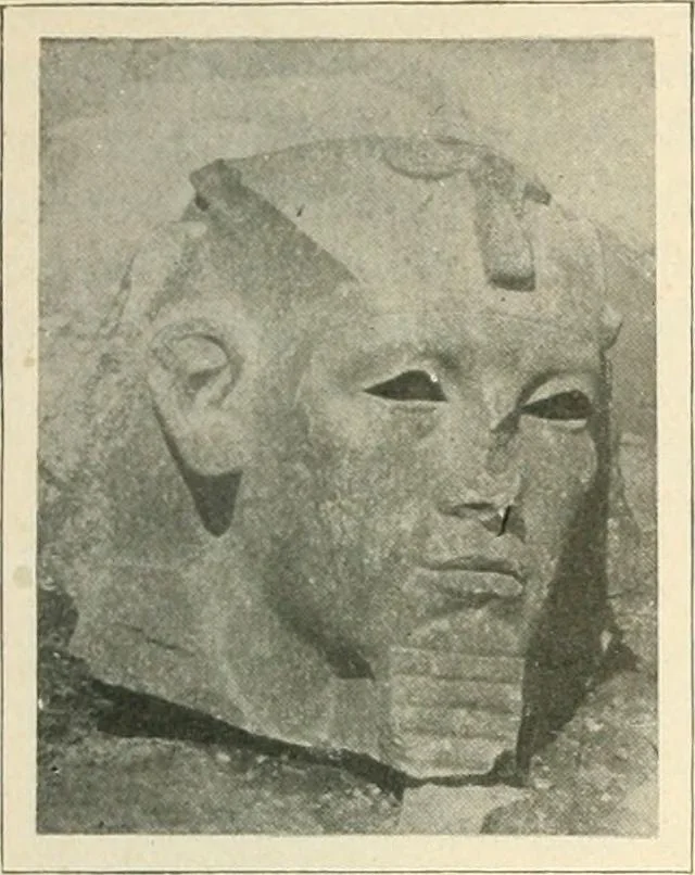 An illustration from Égypte, 1911, leaf 137