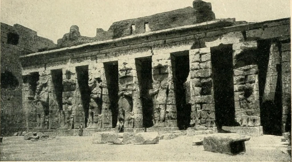 An illustration from Égypte, 1911, leaf 145
