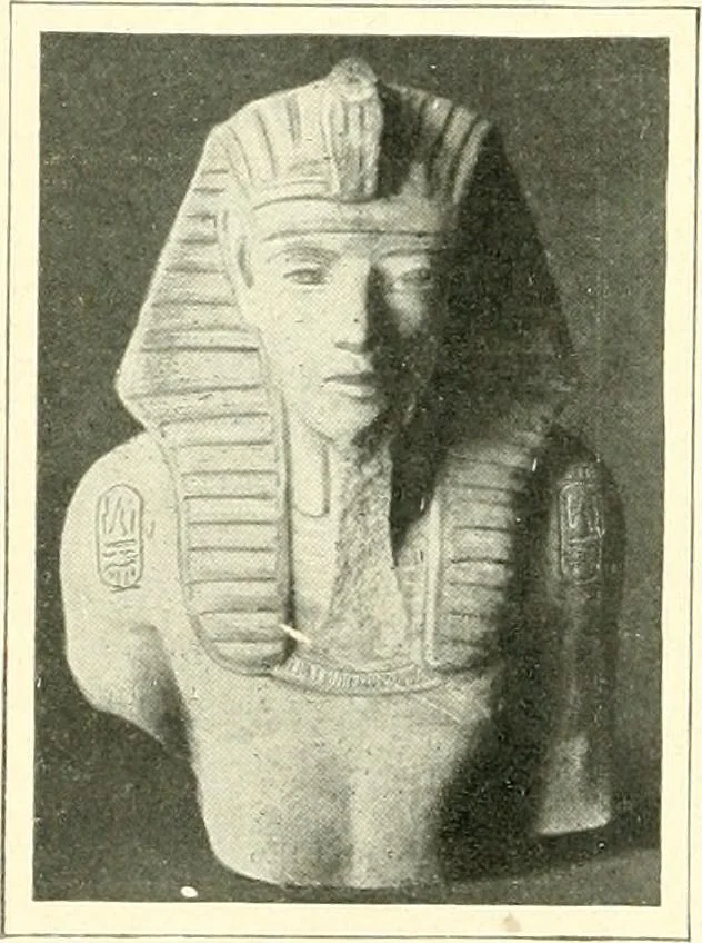 An illustration from Égypte, 1911, leaf 212