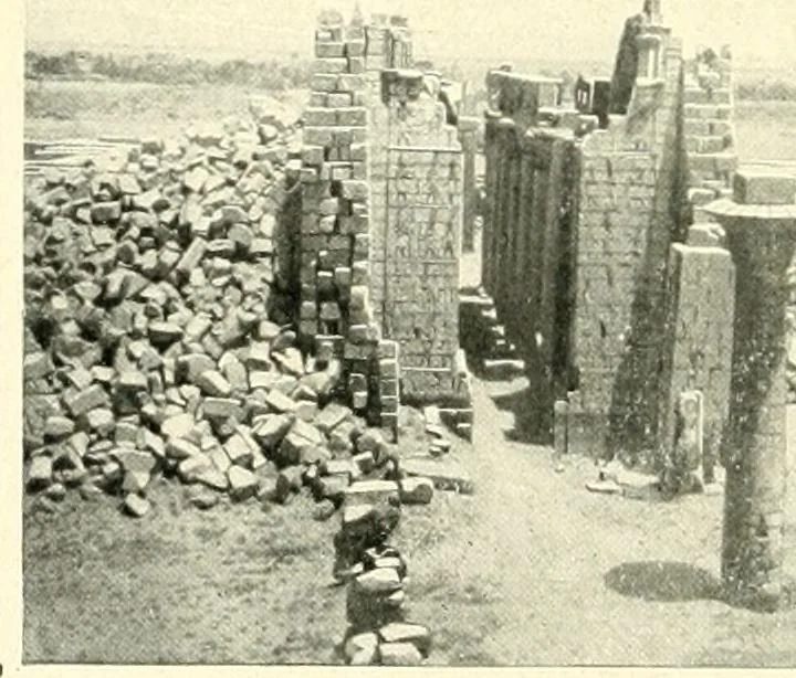 An illustration from Égypte, 1911, leaf 238