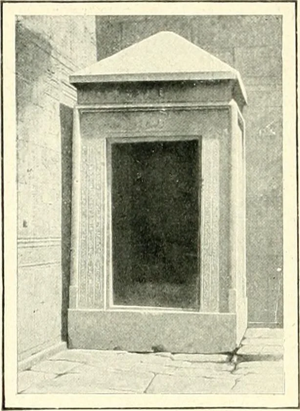 An illustration from Égypte, 1911, leaf 242